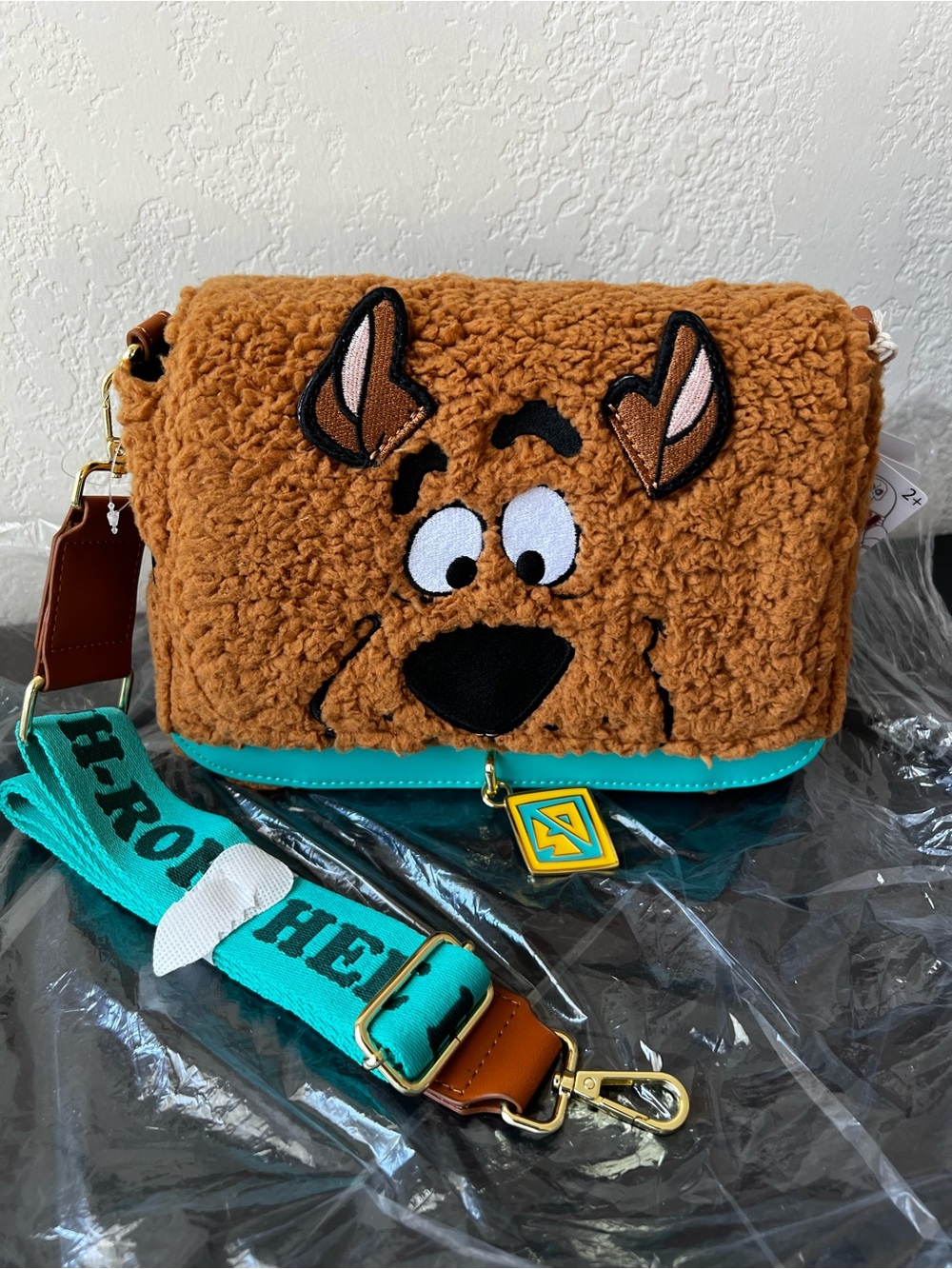 Loungefly Scooby-Doo Sherpa Crossbody Bag - NWT